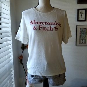 Abercrombie & Fitch graphics shirt, L